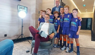 Batistuta i Viktorijanci obojili Hilton u ljubičasto